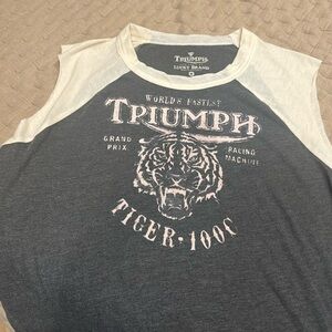 Nwt lucky med graphic tee super soft